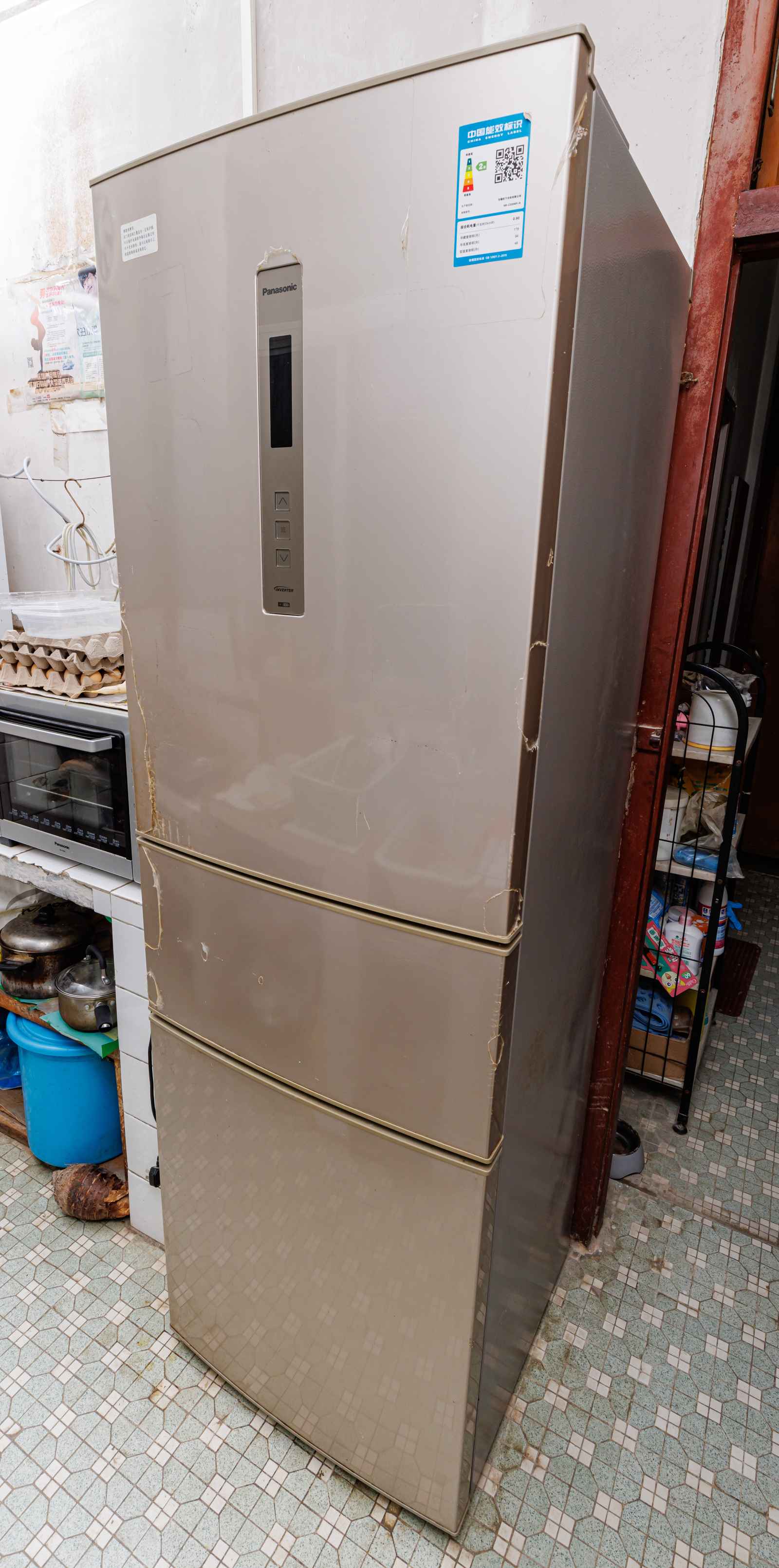 Kulkas 2 Pintu 220L Inverter