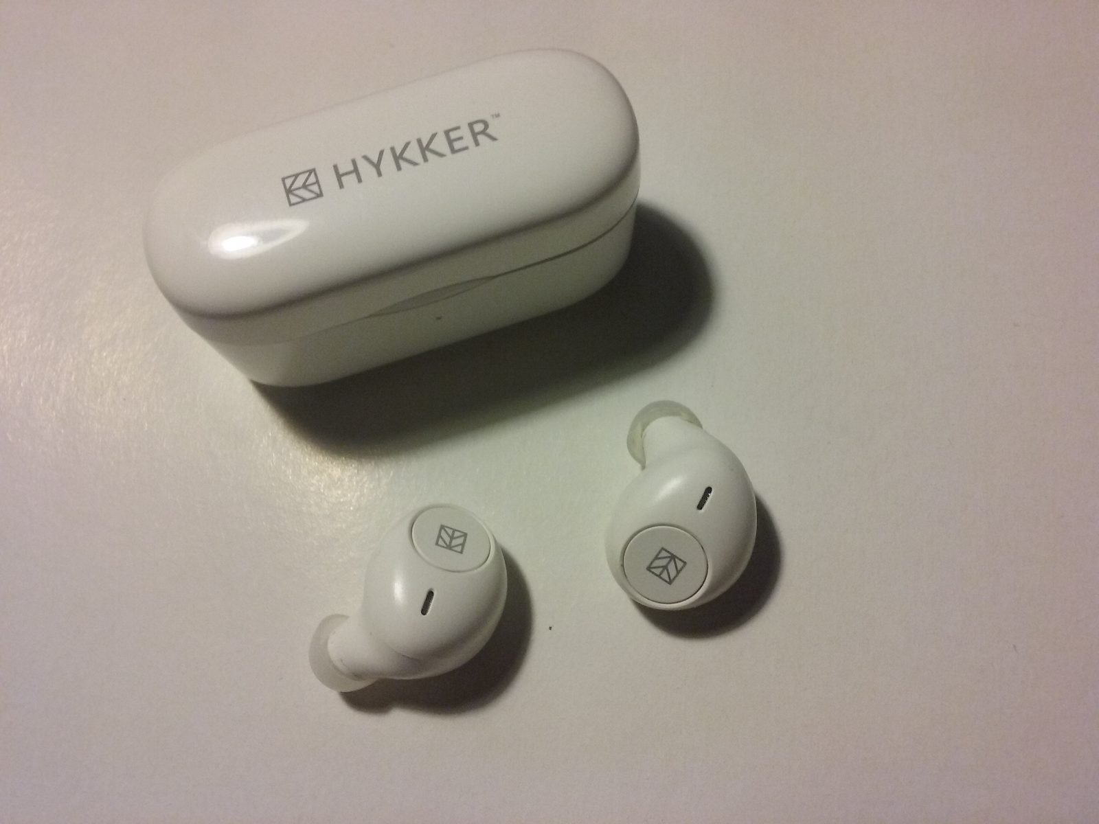 Earbuds nirkabel pendamping SVARA Aurora